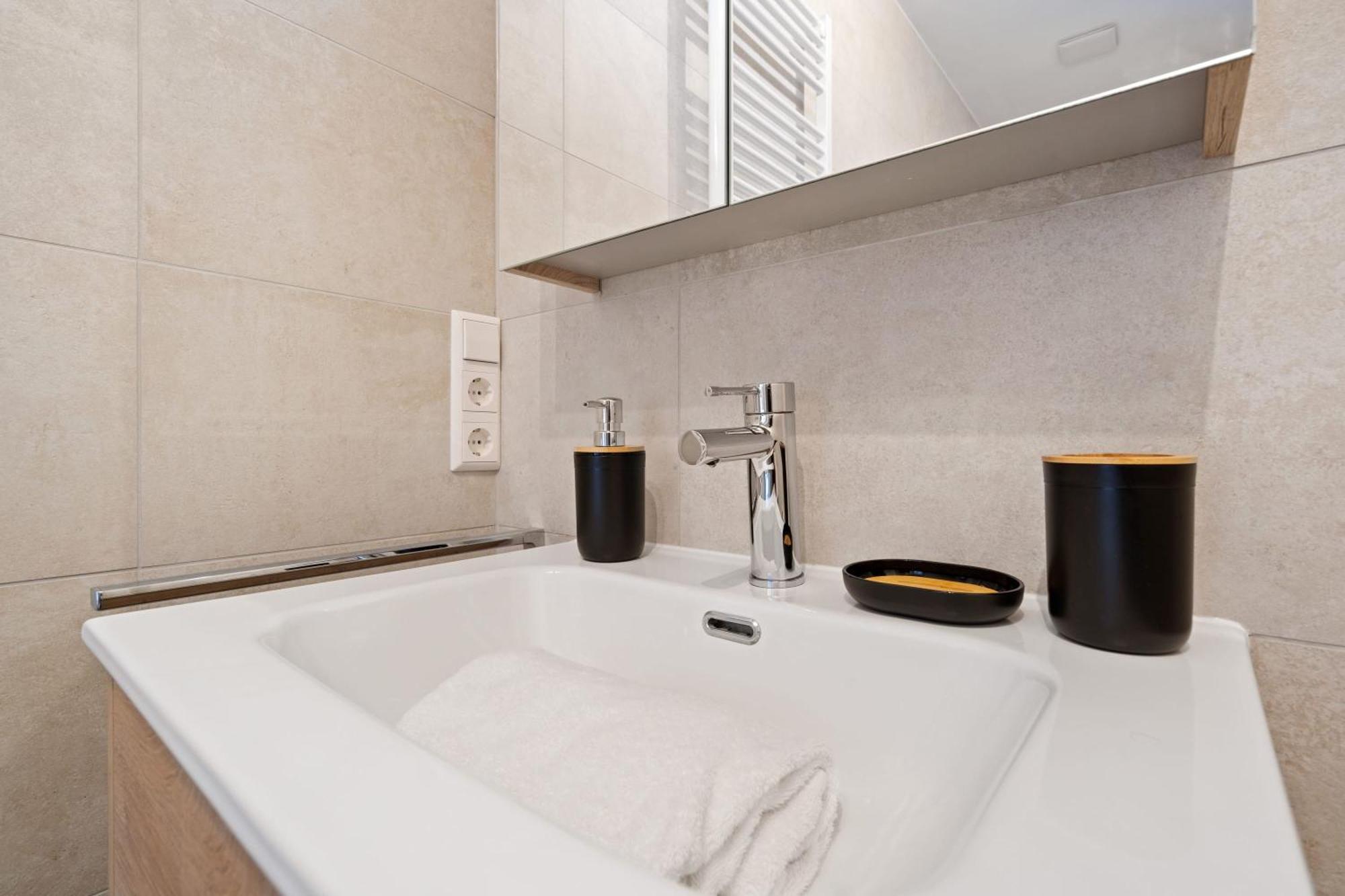 Premium City Stay In Cessange Luxembourg Exterior photo